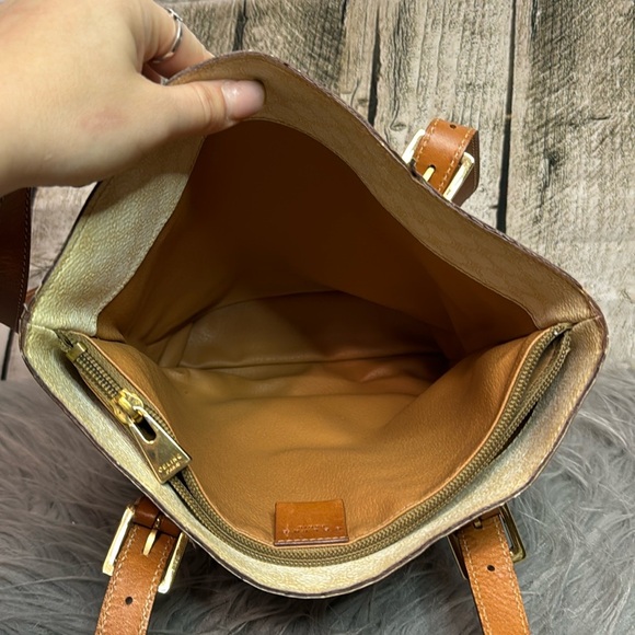 CELINE - Shoulder bag - Picture 8 of 11